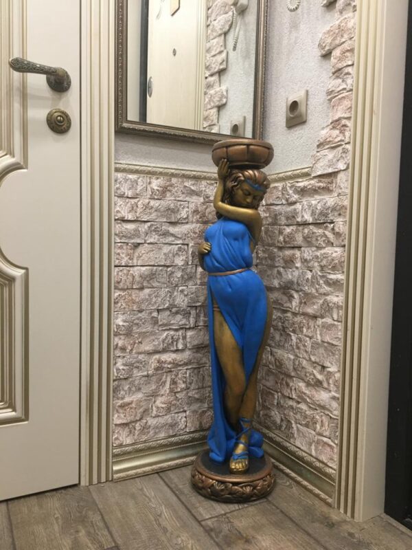 Скульптура Афродита в синем 9 Афродита