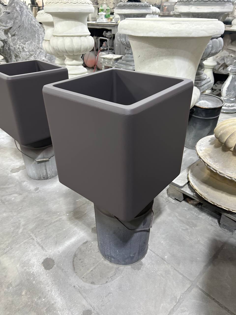 Вазон квадратный Остин 40х40 H44 см 5 Вазон квадратный Остин 40х40 H44 см — изображение 5