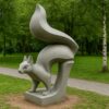 Скульптура белка из композита